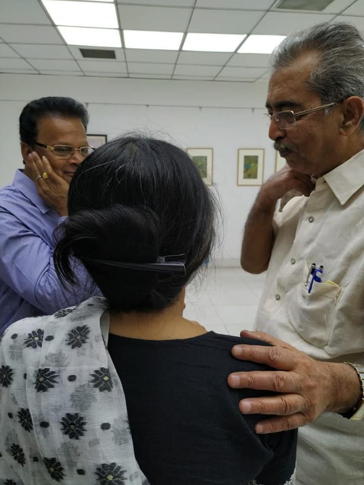 Dr. Enakshi Majumdar, Shri Manoj Bhattacharya, Social Worker, and Shri Sudhanshu Dey, Owner, Dey's Publishing – at the exhibition